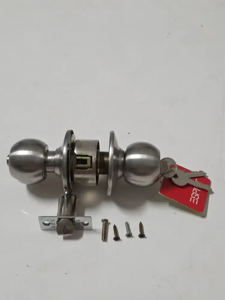 Kunci Pintu Bulat Stainless Steel Lengkap Anak Kunci dan Baut