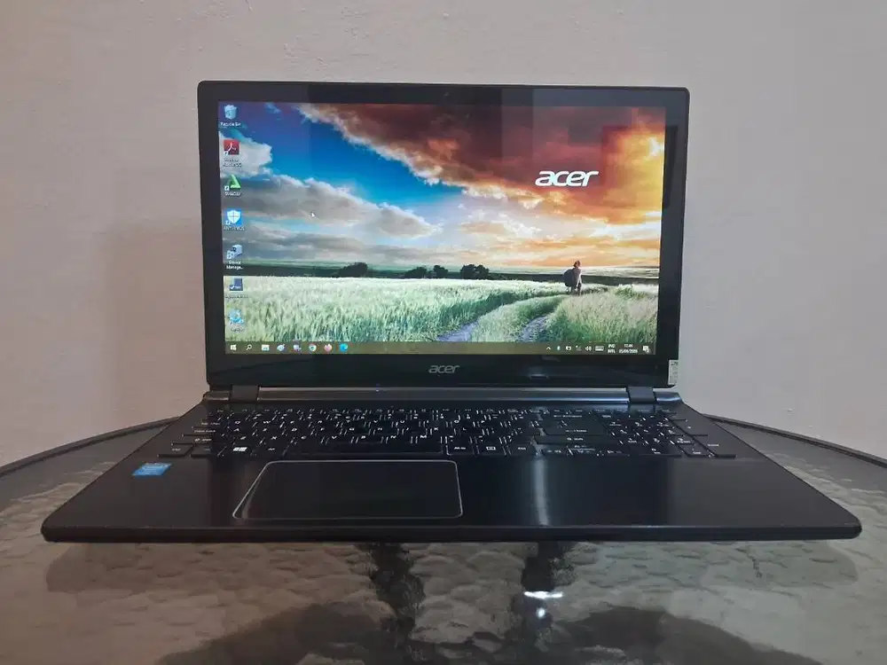 ACER Core i7 8GB TouchScreen Key Nyala win Ori Batre Baru 15.6in Grnsi