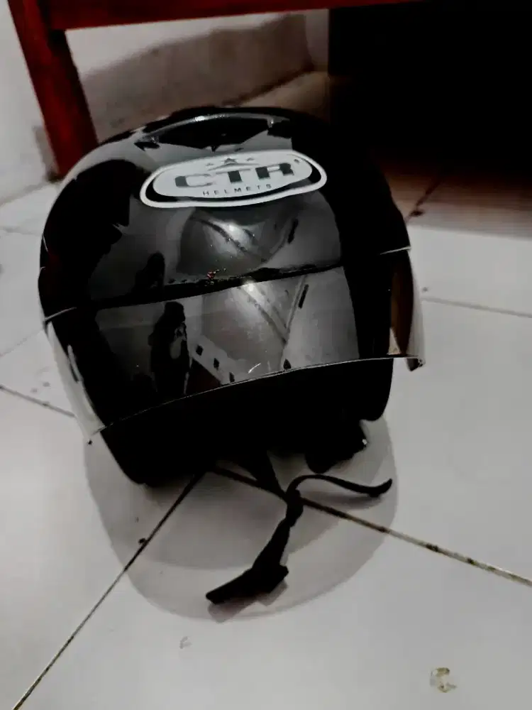 Helm Murah CTR Baru 3× Dipakai (Negotiable)