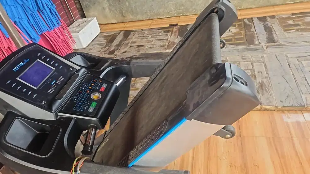 Treadmill & angkat beban