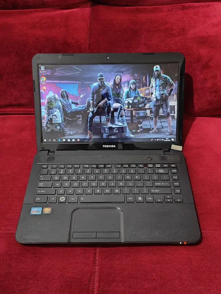 Laptop Midgame TOSHIBA C840 Core i3-2370M / 5GB / 500GB / VGA Radeon