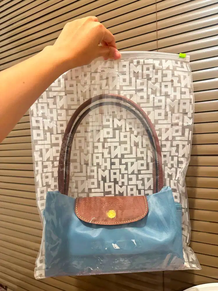 Tas longchamp baru blm pernah dipakai