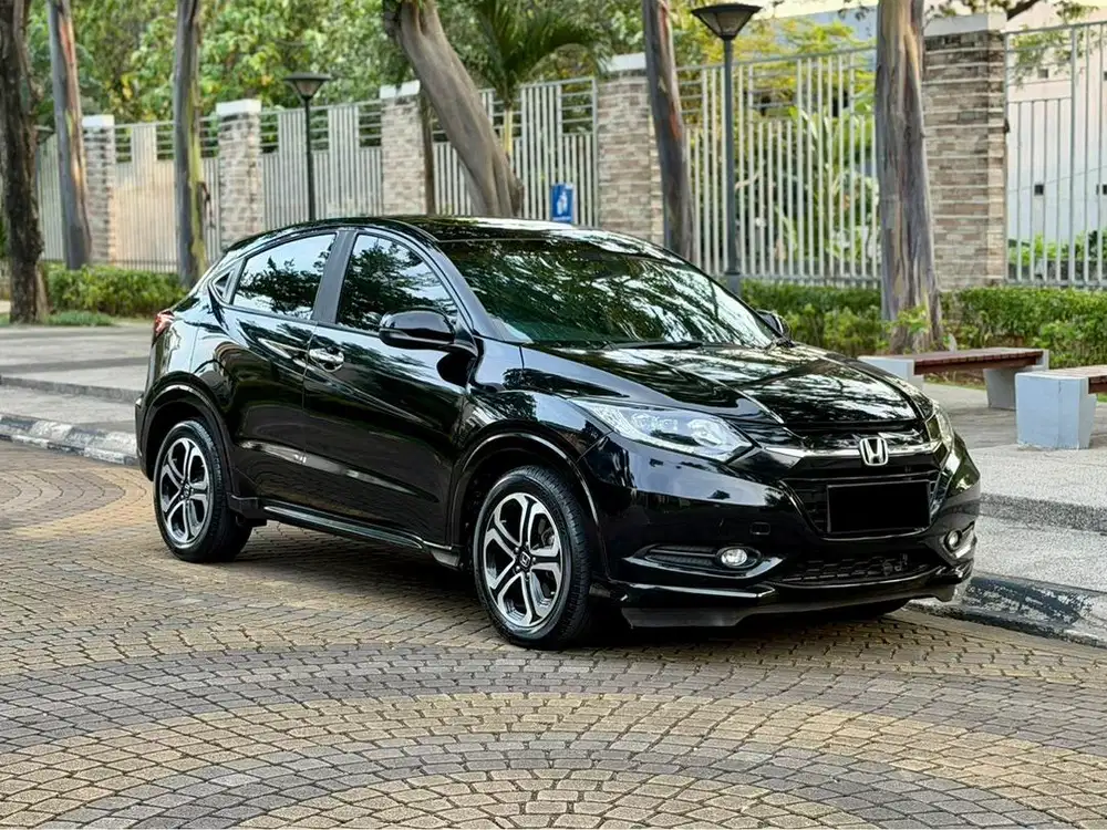 Honda HRV 1.8 Prestige 2016 ANTIK TERMURAH