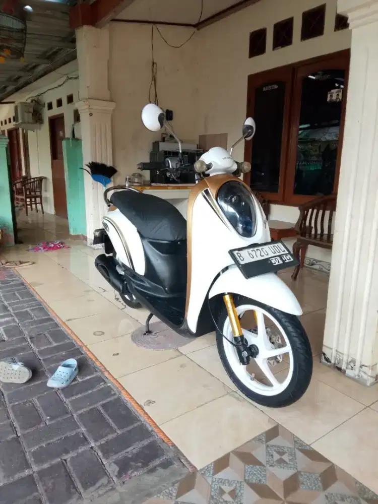 Honda Scoopy tahun 2010