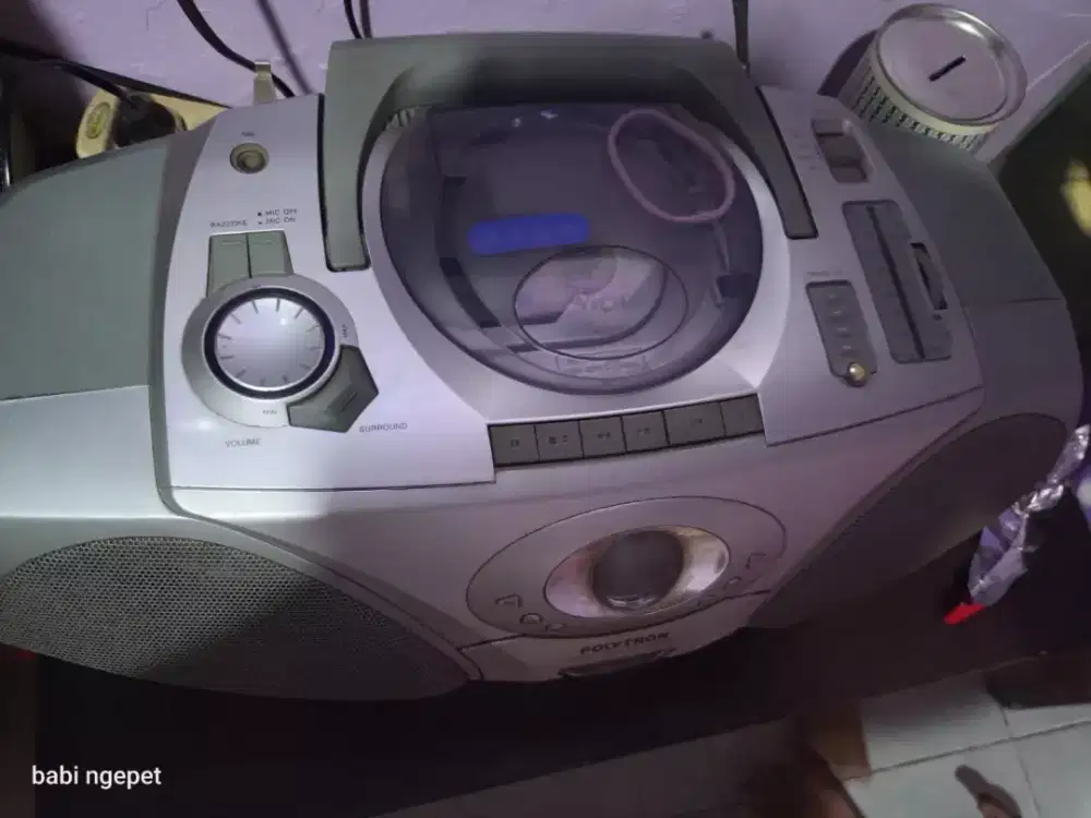Radio polytron ori