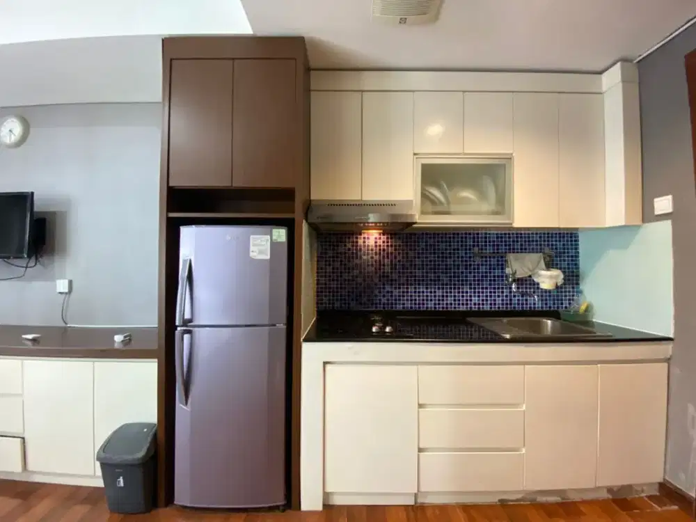 Studio furnish SIAP HUNI harga murah Apt.Royal mediterania garden tanjung duren