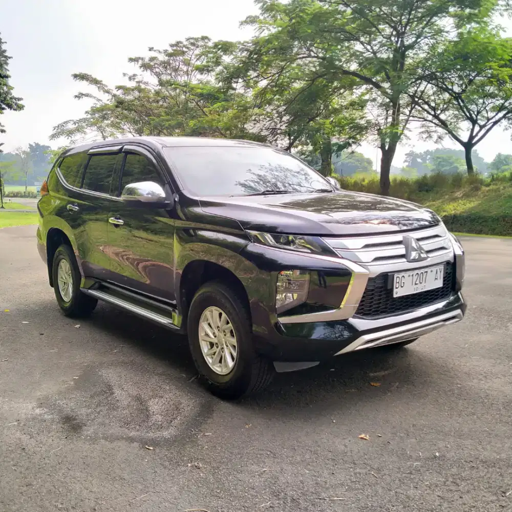 MITSUBISHI PAJERO GLX 4X4 M/T 2022 NIK 2022 HITAM  TGN 1 DALAM KOTA SJ
