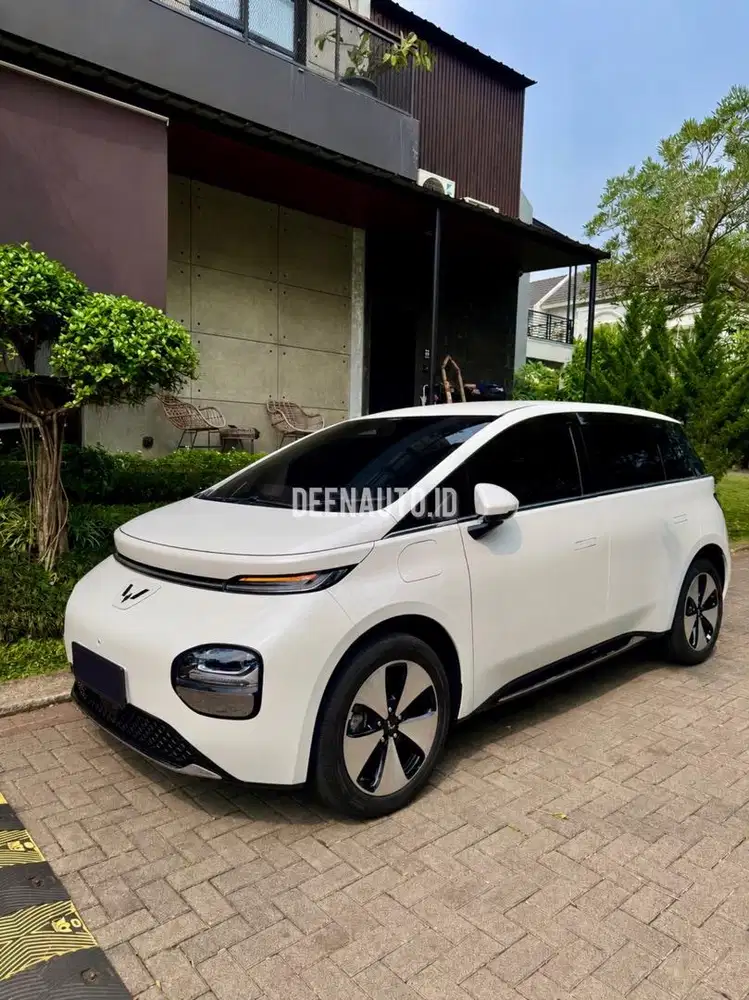KM 12rb Wuling Cloud EV Pro Long Range 460KM