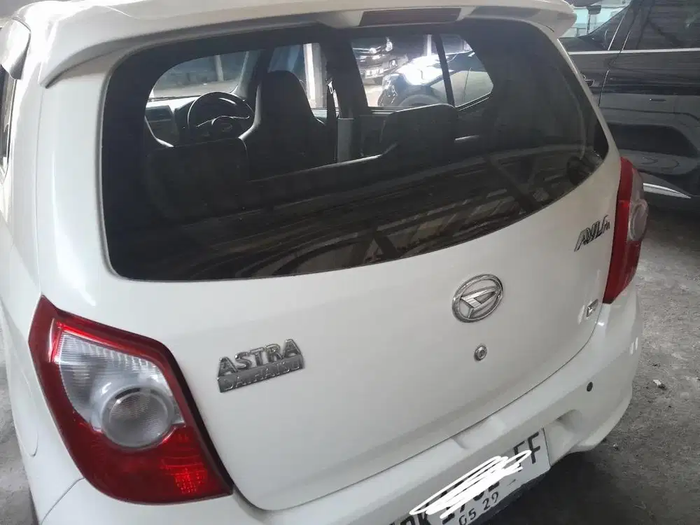 Jual Ayla Putih tahun 2014 mulus