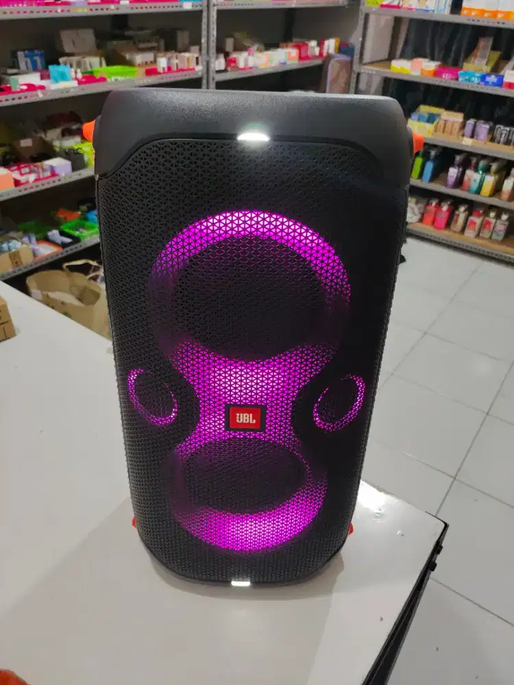Jbl Partybox 110 portable bluetooth karaoke speaker by Harman Kardon