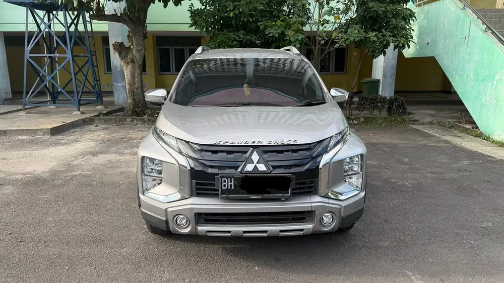 Xpander Cross CVT