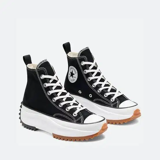 Converse Run Star Hike