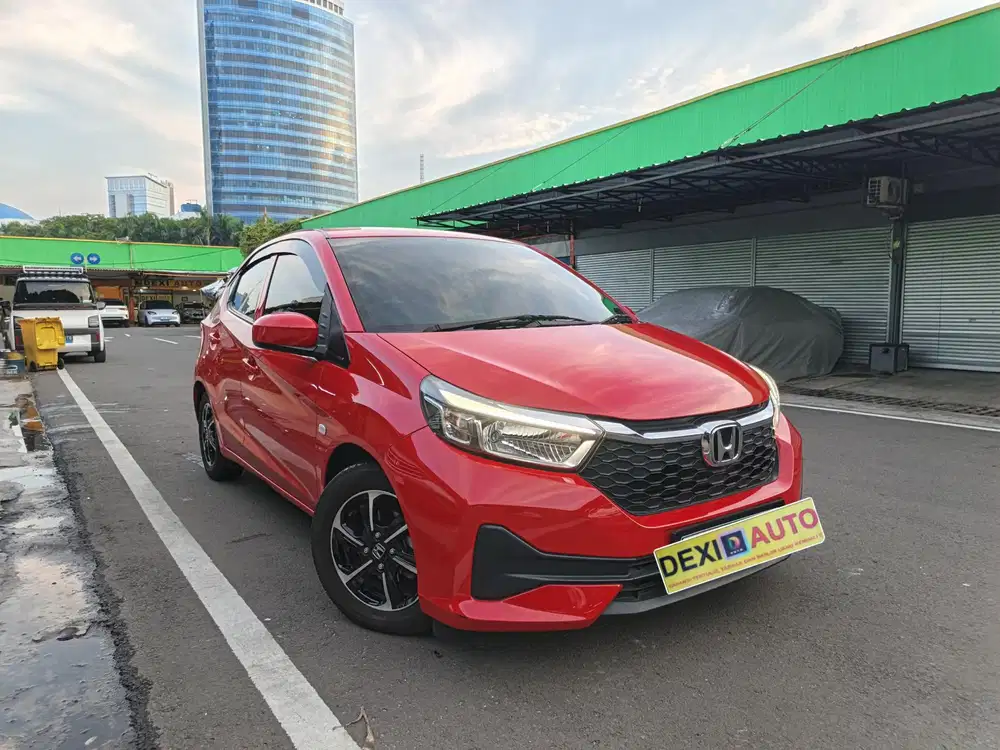 (KM5000)HONDA BRIO E AT 2025 NIK 2024 NEW MODEL KM RENDAH