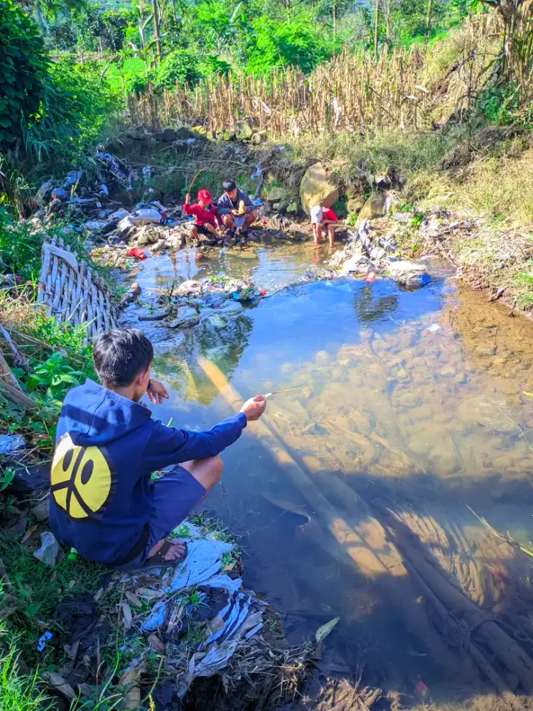 Barangkali ada lowongan