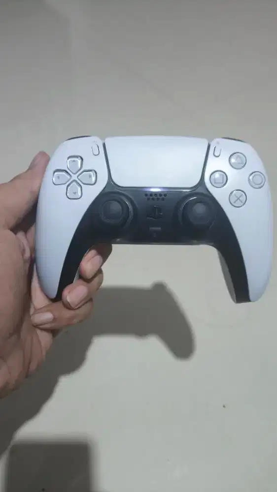 Stik dualsense ds5 ps5 ori putih