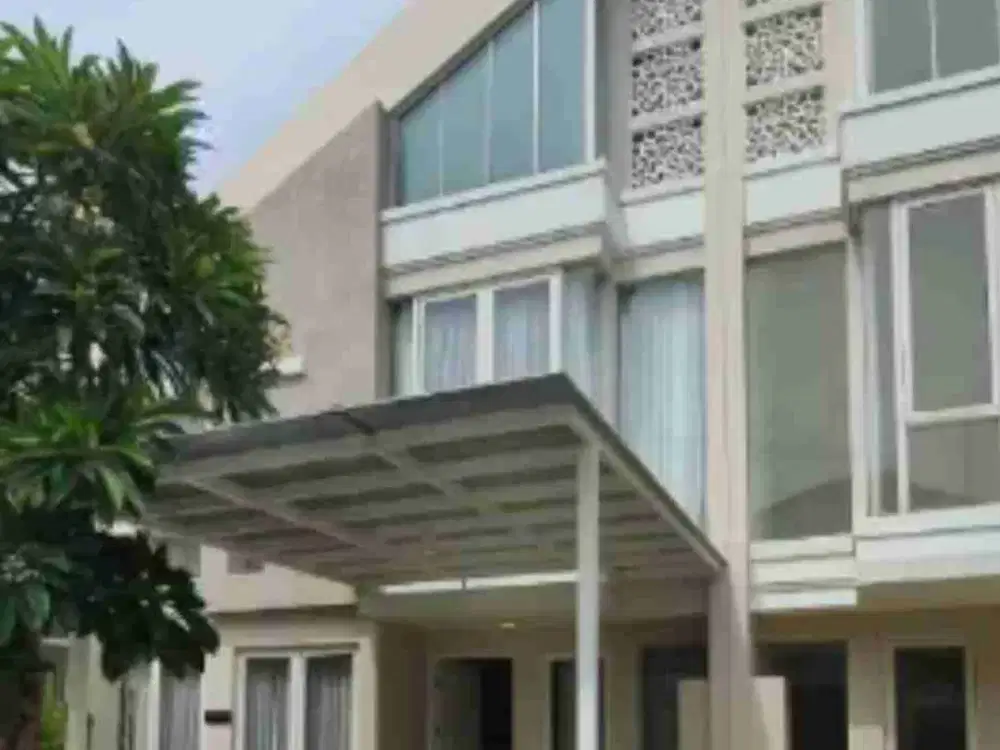 Rumah Full Furnish Pakuwon City Grand Island
