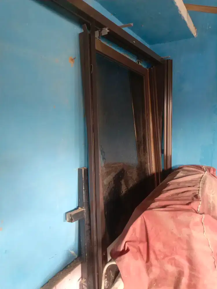 jual kaca pintu bekas salon