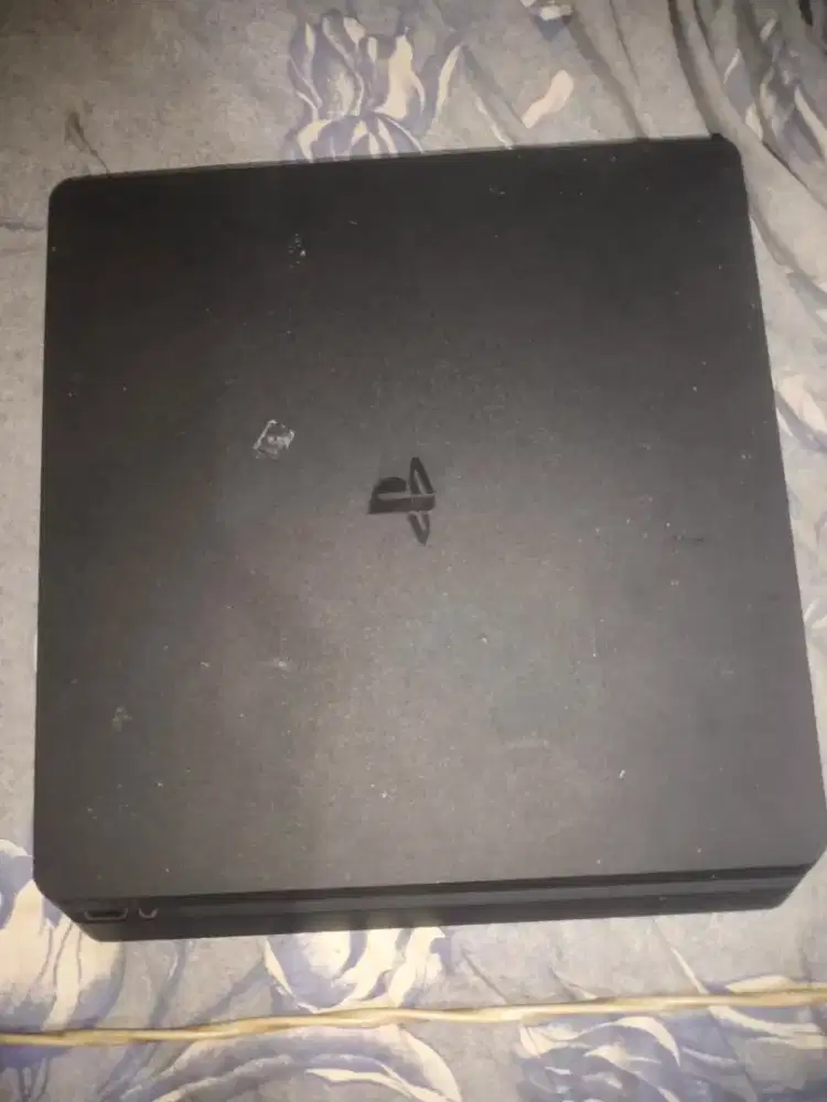 PS 4 Slim seri 22 ori 500GB+ HDD external 500&750GB