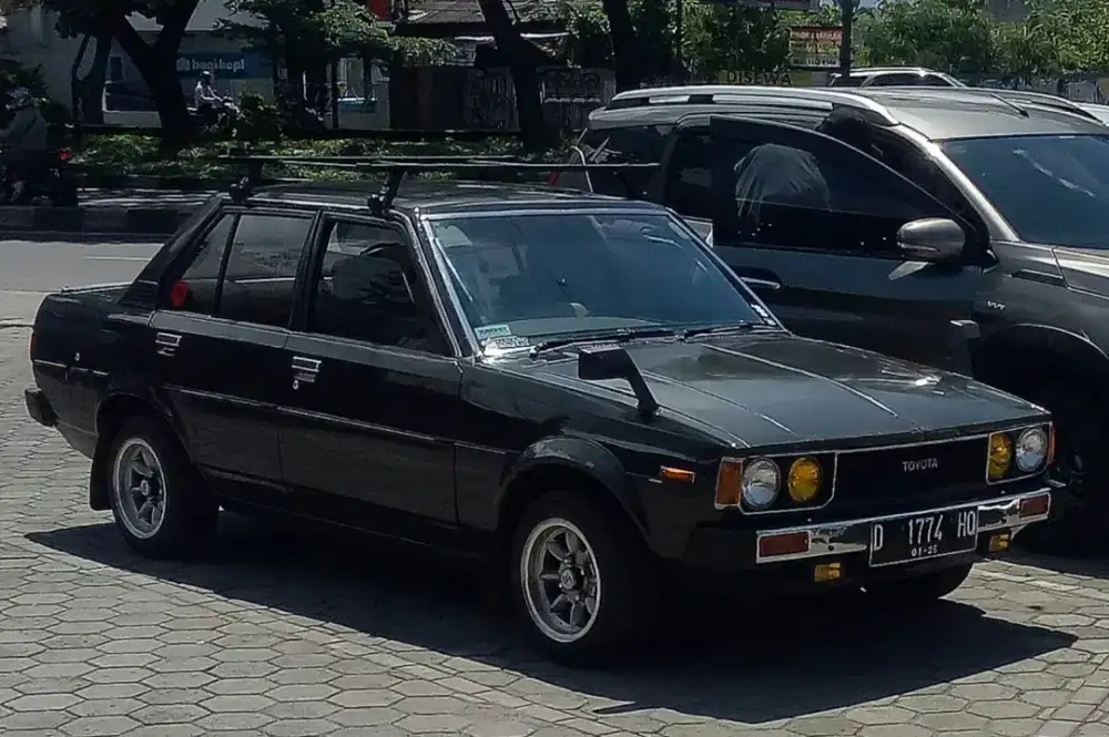 Corolla dx th 80