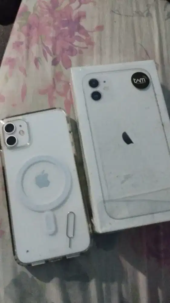 Iphone 11 RAM 64