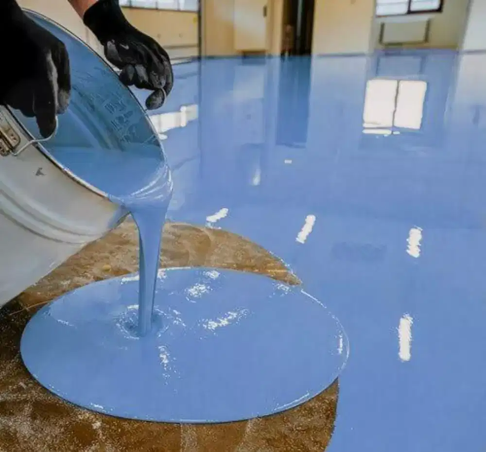 Aplikator cat epoxy lantai