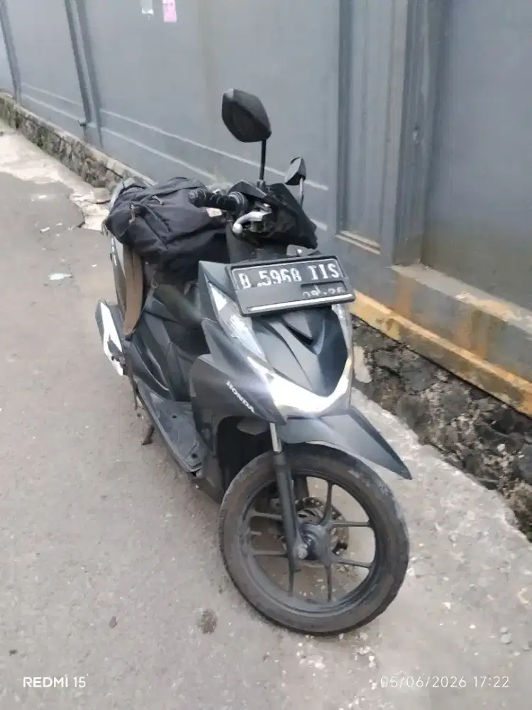 Tuker/Jual Beat Deluxe pribadi Lengkap murah tuker Scoopy Vario Genio
