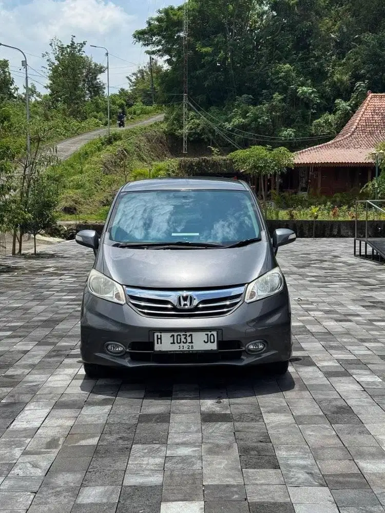 (DP 25JUTA) FREED PSD 2013 AT MATIC, DOUBLE BLOWER