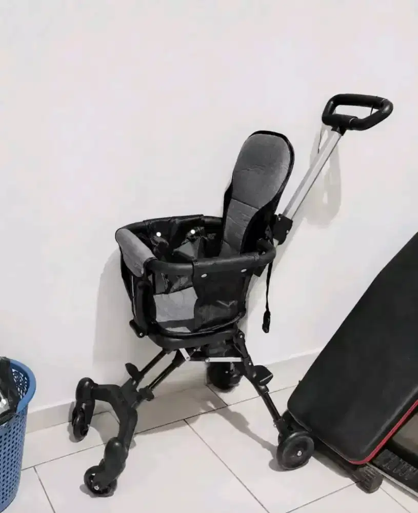 Stroler duduk lipat