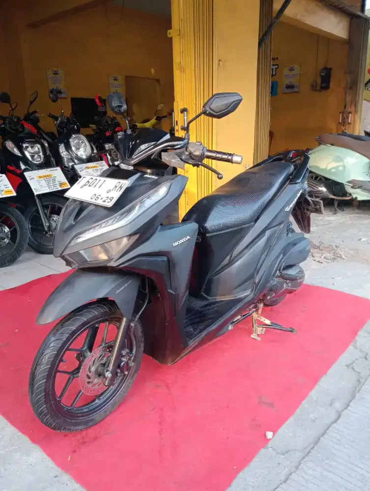 H. Vario 125 CBS ISS