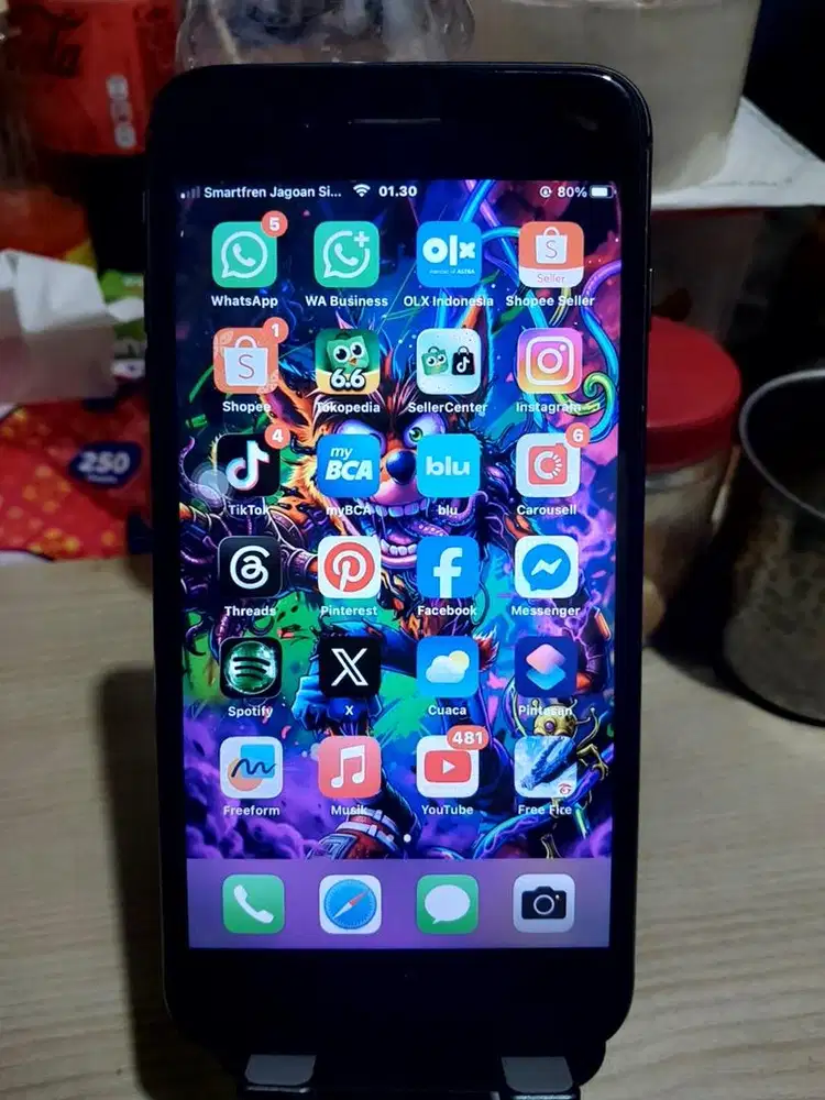 Iphone 8 plus 64GB Ex Inter Ram 3GB