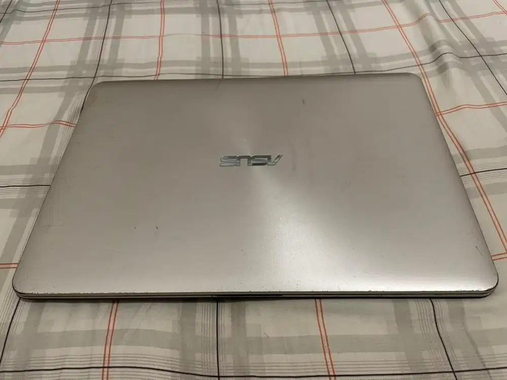 (NEGO) Jual Laptop Bekas ASUS A442UQ (2017)