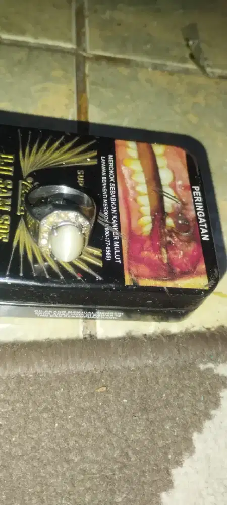 Batu yaman mata kucing