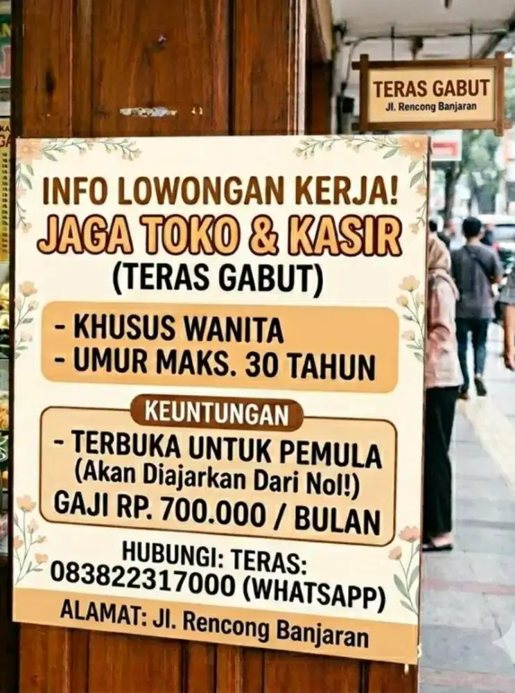 Penjaga Toko Jajanan
