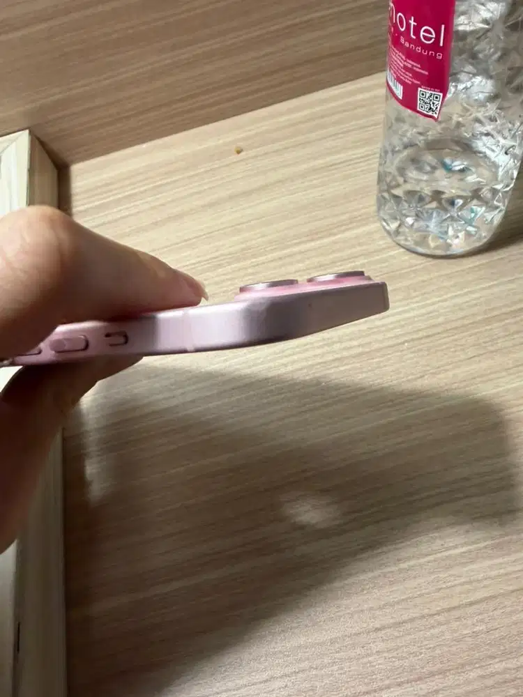IPHONE 15 128 PINK