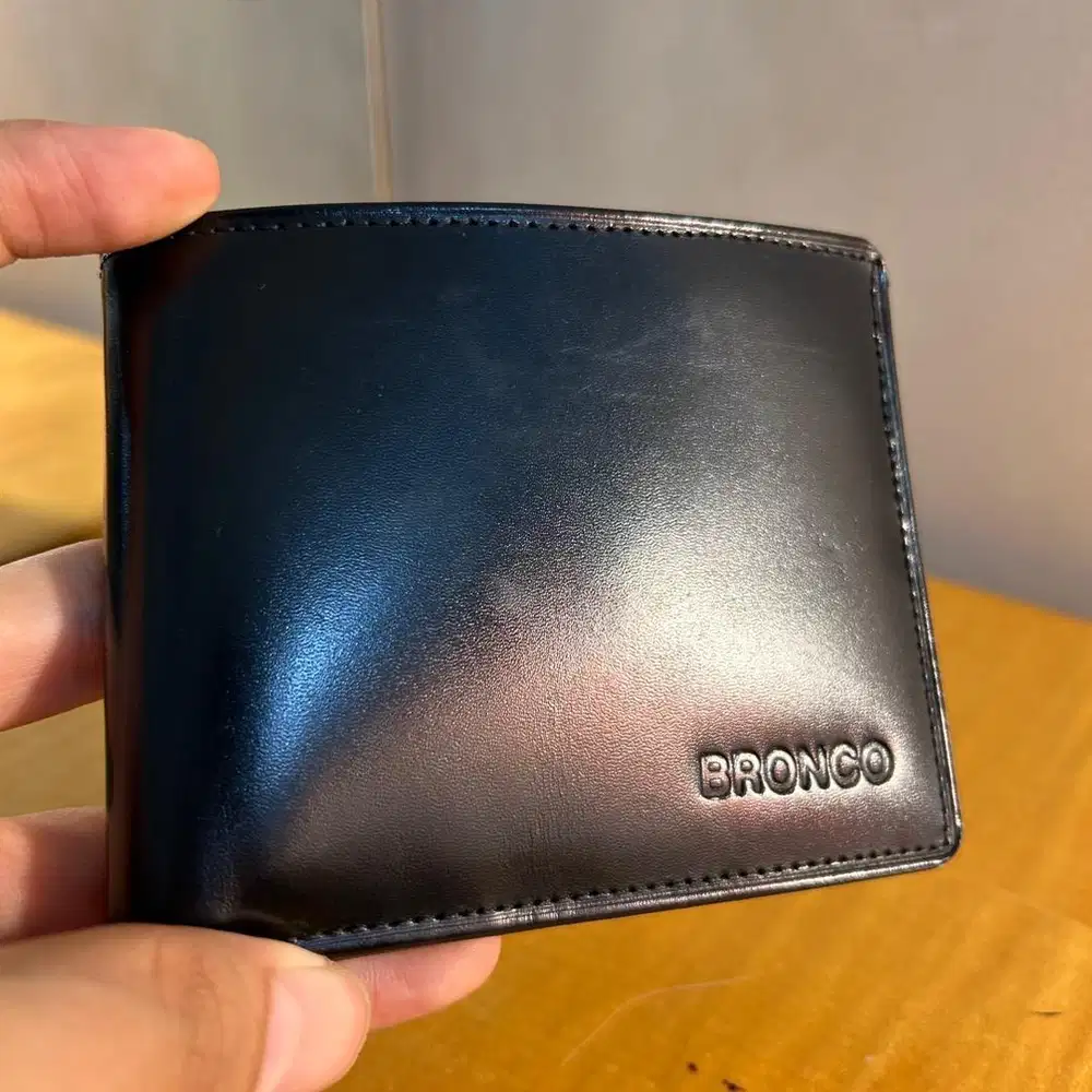 Dompet Pria Kulit Asli [ Bronco ]