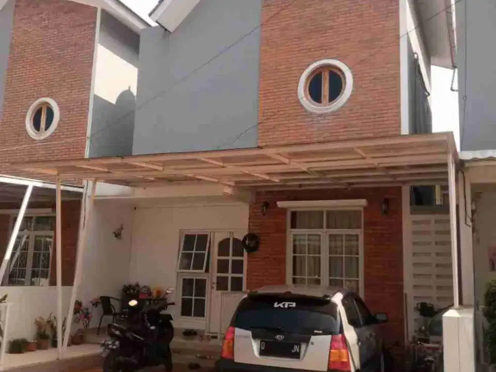 rumah Arcamanik bagus terawat