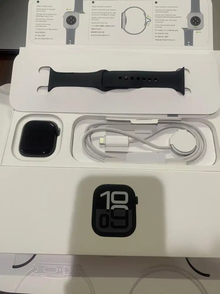 Apple watch series 10 jet black 42mm
