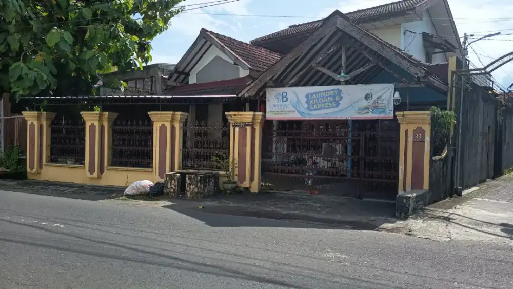 Rumah Bagus dekat kampus UAD dan RS Wirosaban di sorosutan Umbulharjo