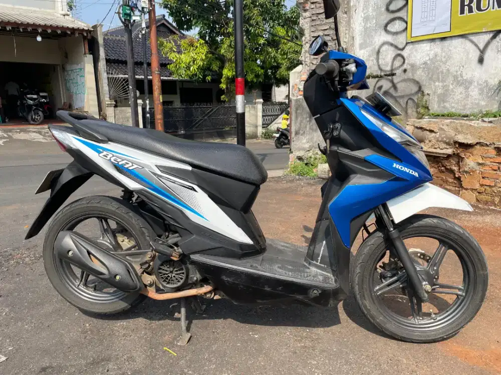 Honda Beat biru putih tahun 2018, Eco Iss