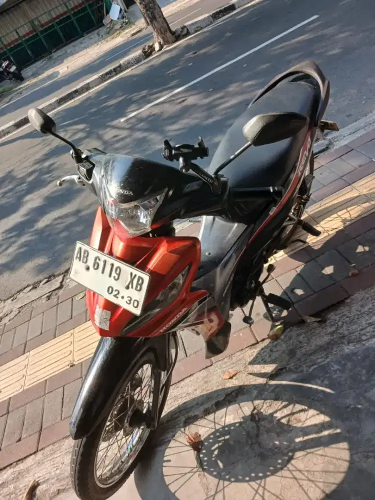 Honda Revo THN 2015 plat AB Bantul