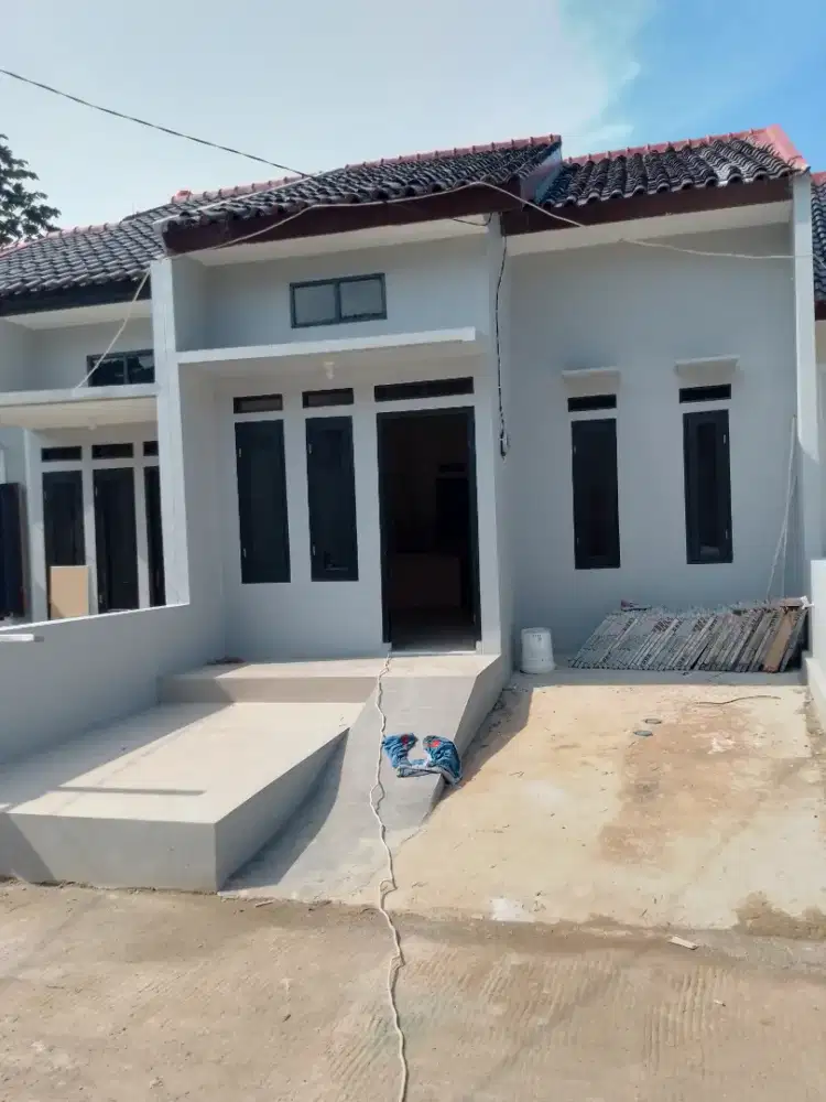 rumah dijual lokasi pinggir jalan raya angkot