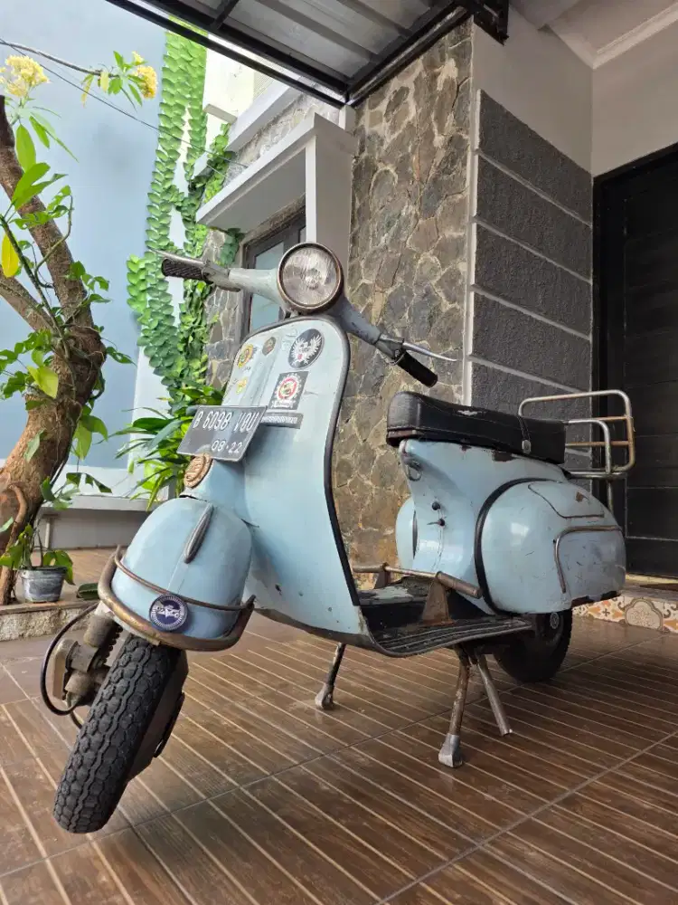 Vespa Super 73 (VBB Style)