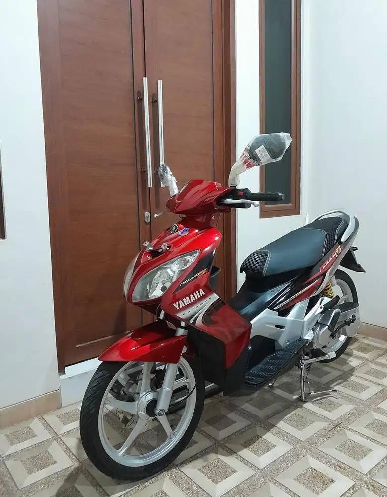 Yamaha NOUVO Z 2005