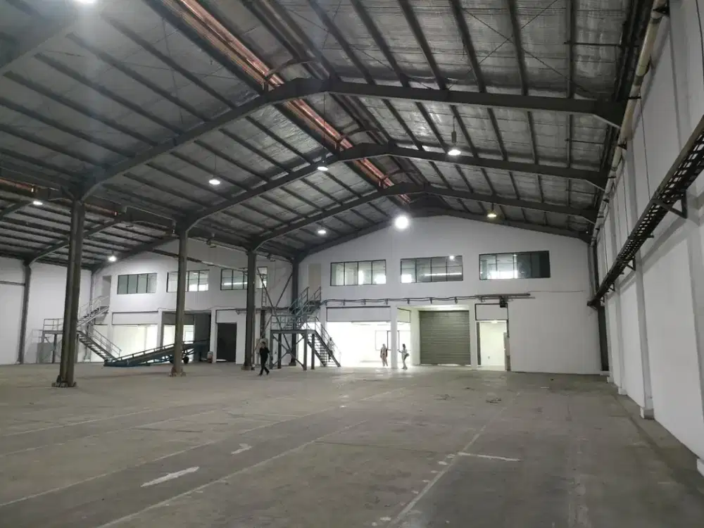 Gedung EJIP Cikarang – Luas 2.216 m² + Kantor 2 Lantai, Lokasi Strategis