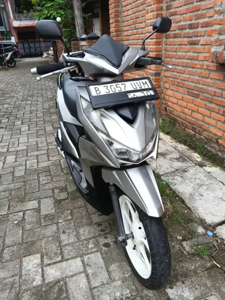 Honda Beat Deluxe 2020 mulus