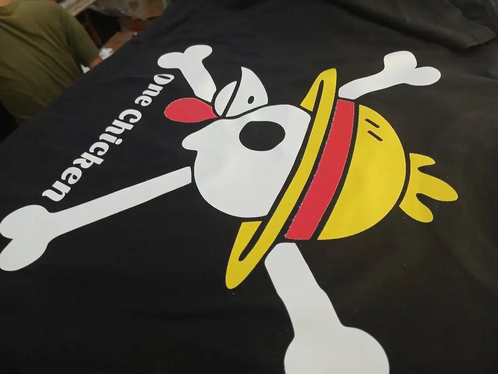 bikin kaos coustem_bahan adem cotton 24s_hasil sablon dtf tajam