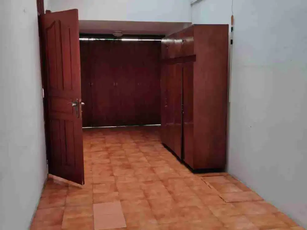 rumah kebayoran baru bangunan masih layak huni dekat scbd