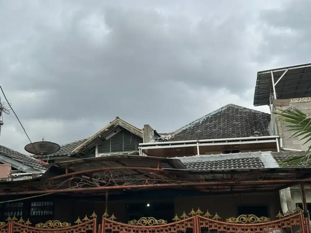 Dijual rumah di harapan indah 1 bekasi