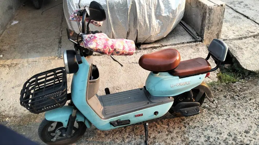 sepeda listrik uwinfly df7