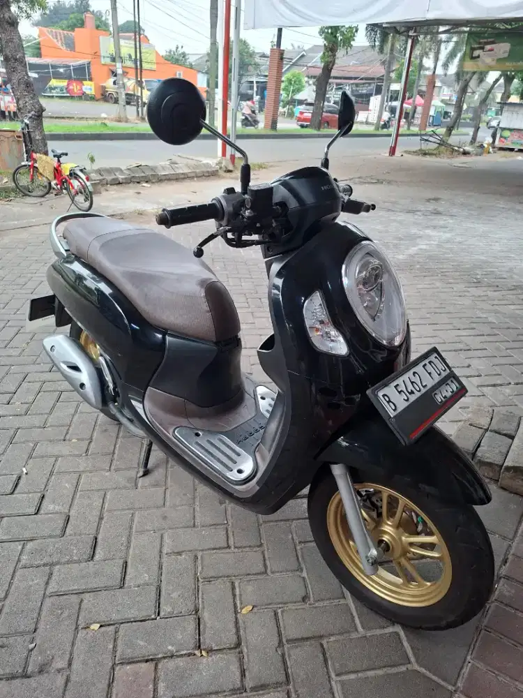 Scopy 2021 yg sudah keyles aman.remot asli masih 2